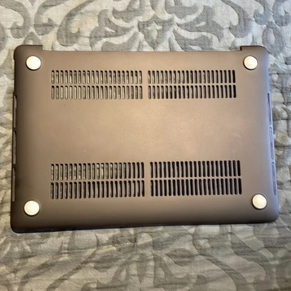 Computer case - Picture 2 of 2